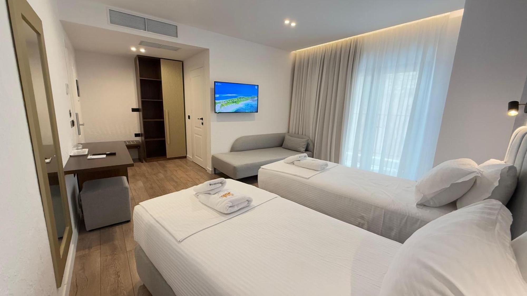 The Queen'S Lion Premium Hotel Sarandë Exteriér fotografie